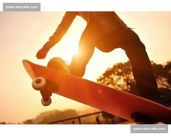 阳光沙海燃动青岛：世界沙排巡回赛演绎肌肉线条与海浪的交响